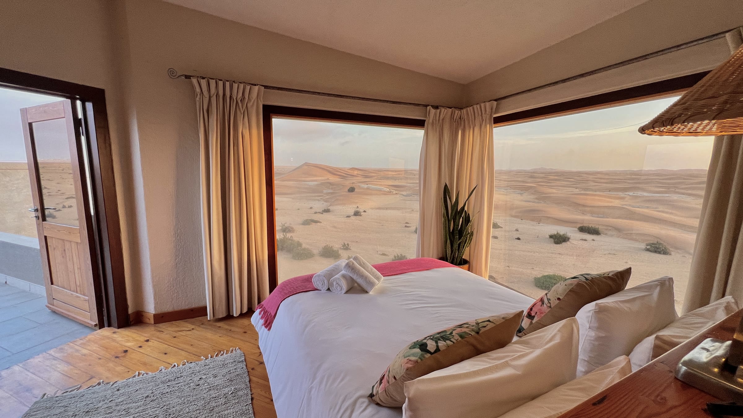 Luxury Villa at Desert Breeze, image 7